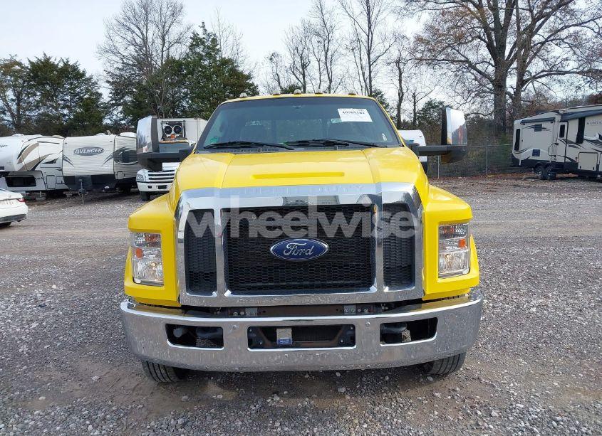 Thumbnail 3 of 2019 FORD F-750 DIESEL