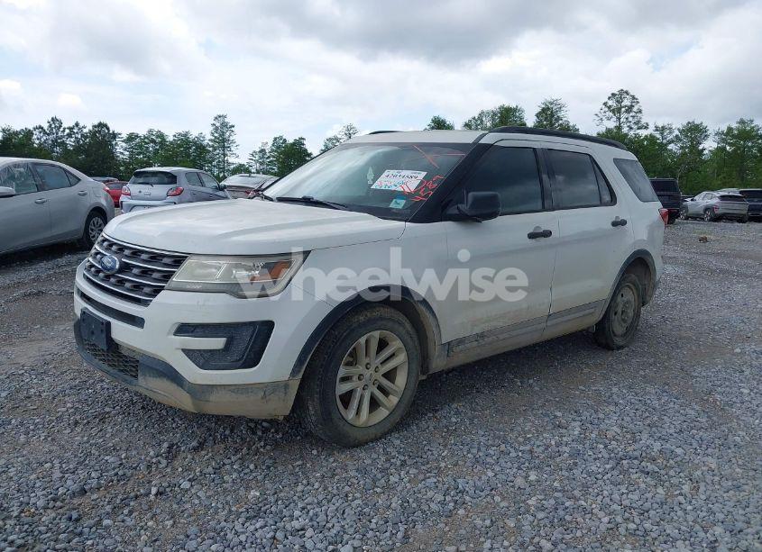 2017 Ford Explorer