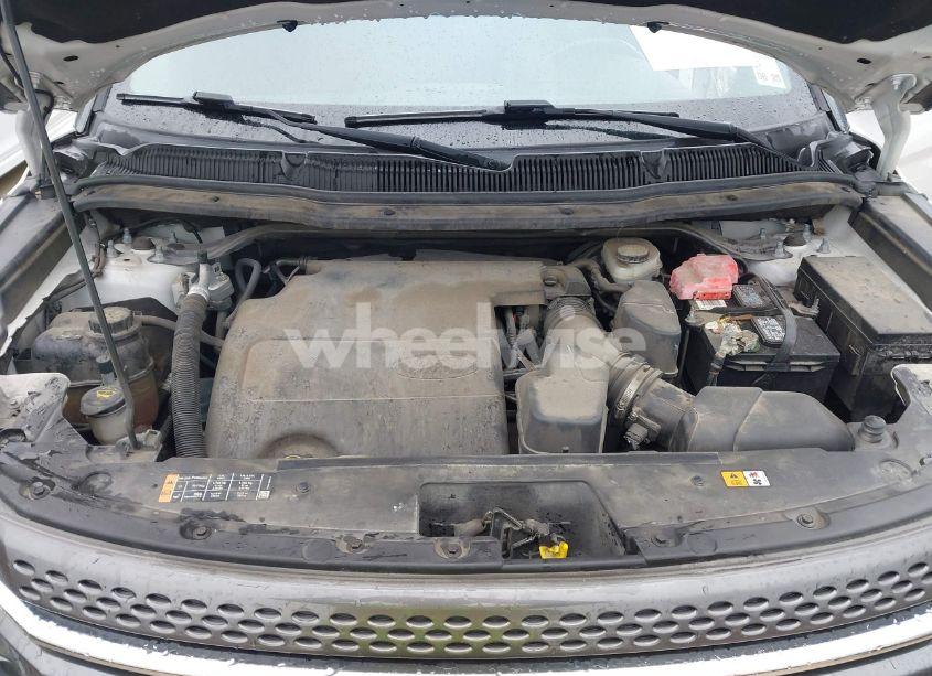 Thumbnail 2 of 2015 FORD EXPLORER XLT