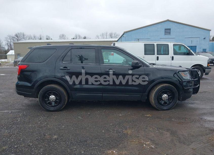Thumbnail 5 of 2019 FORD POLICE INTERCEPTOR