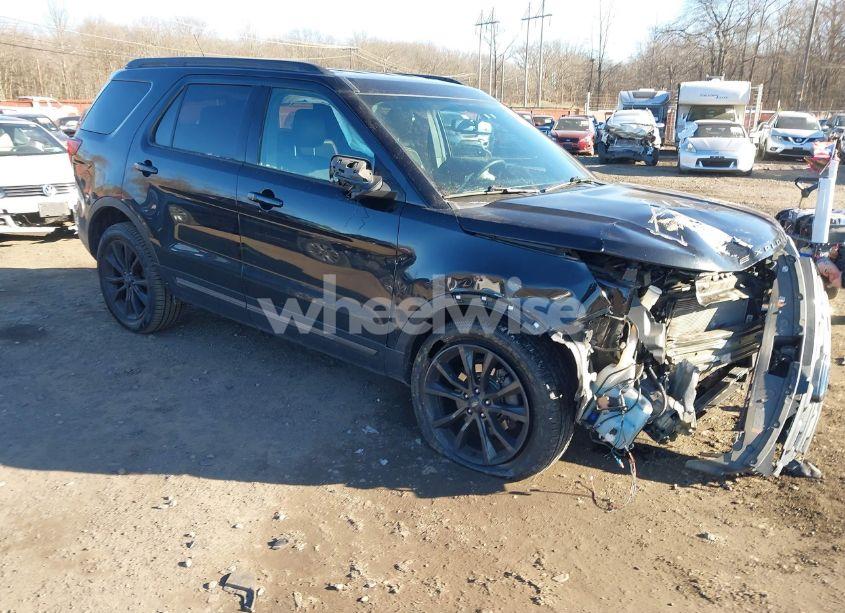 Photo of FORD EXPLORER XLT