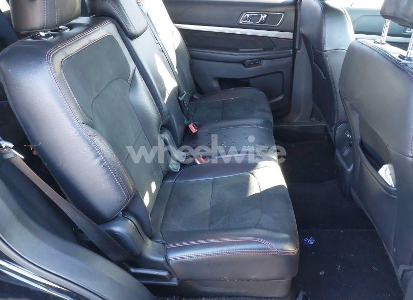 Thumbnail 19 of 2019 FORD EXPLORER XLT