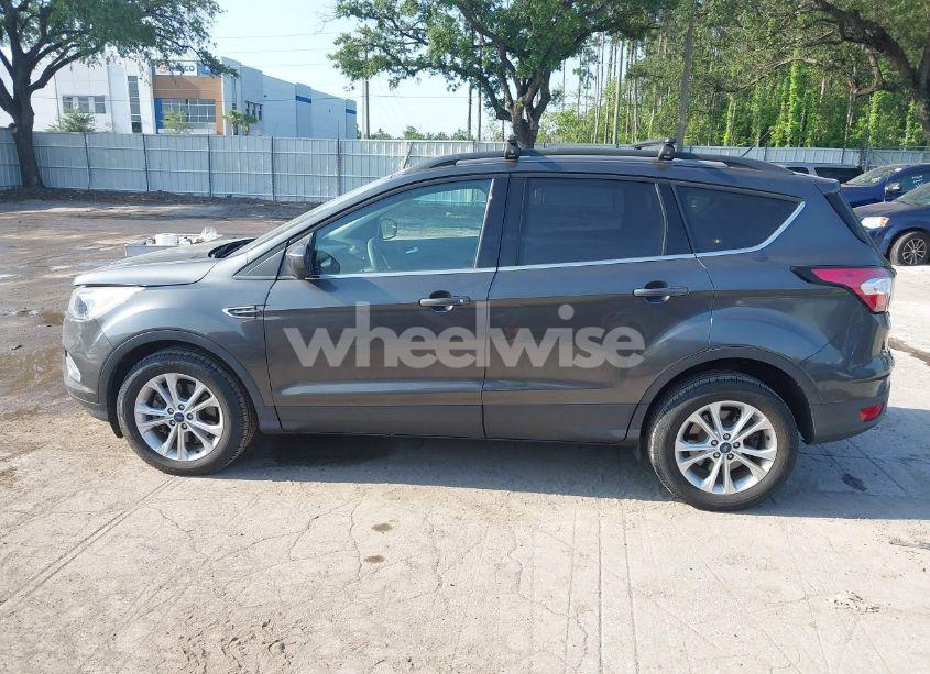 Thumbnail 6 of 2018 FORD ESCAPE SE