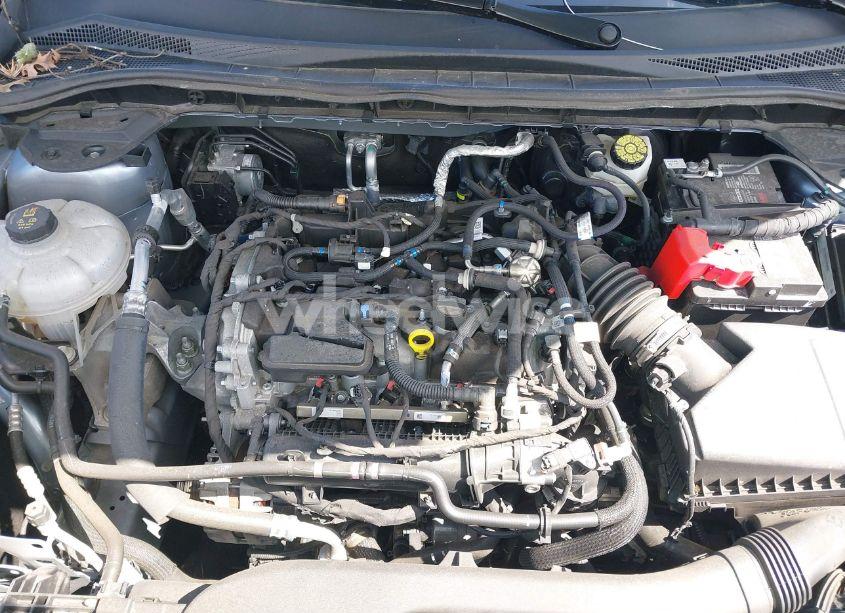 Thumbnail 2 of 2022 FORD ESCAPE SE