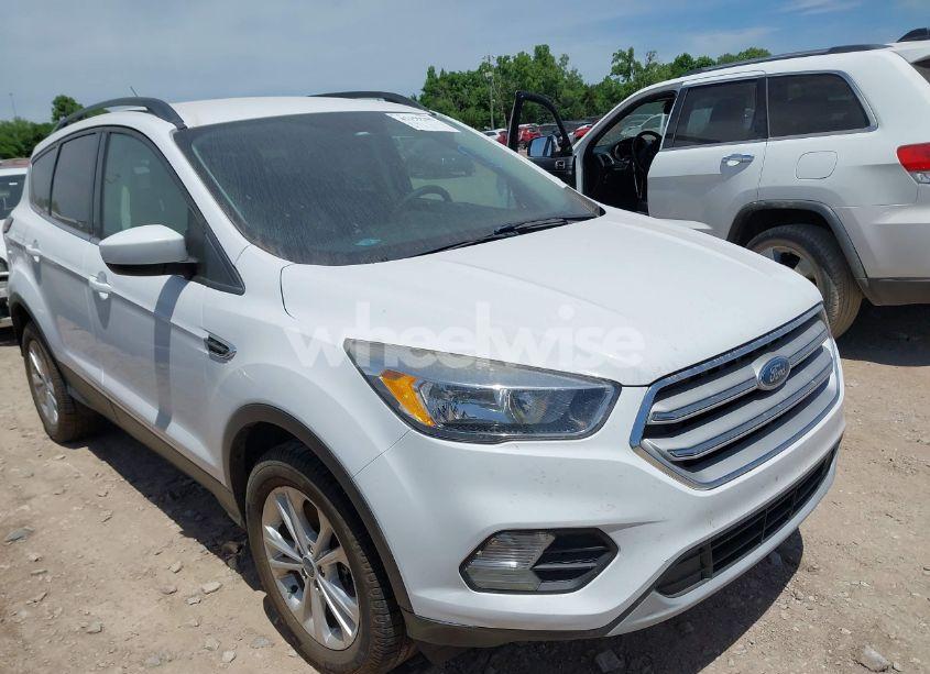 Thumbnail 9 of 2018 FORD ESCAPE SE