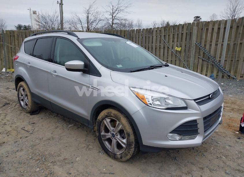 Photo of FORD ESCAPE SE