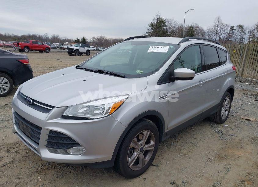 Thumbnail 4 of 2014 FORD ESCAPE SE