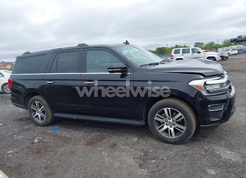 Thumbnail 6 of 2024 FORD EXPEDITION LIMITED MAX
