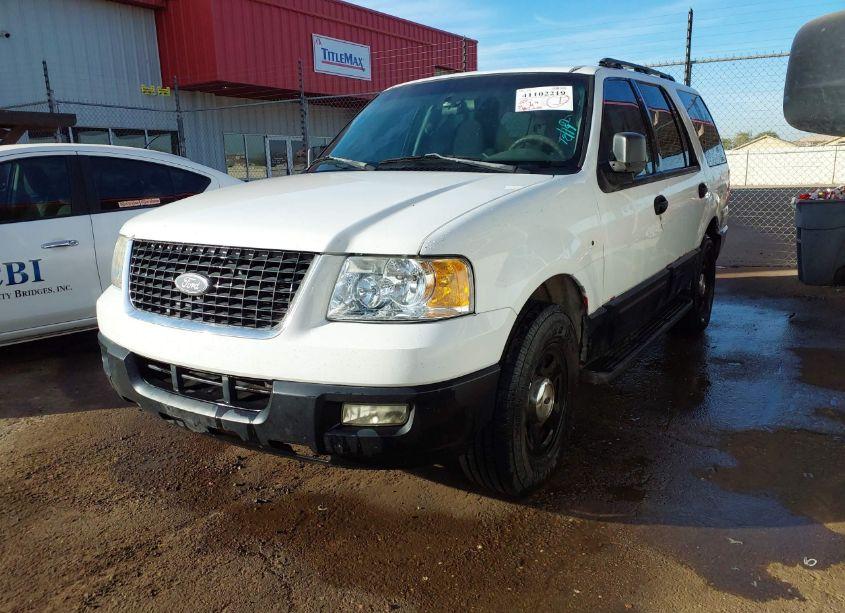 Thumbnail 3 of 2005 FORD EXPEDITION XLT