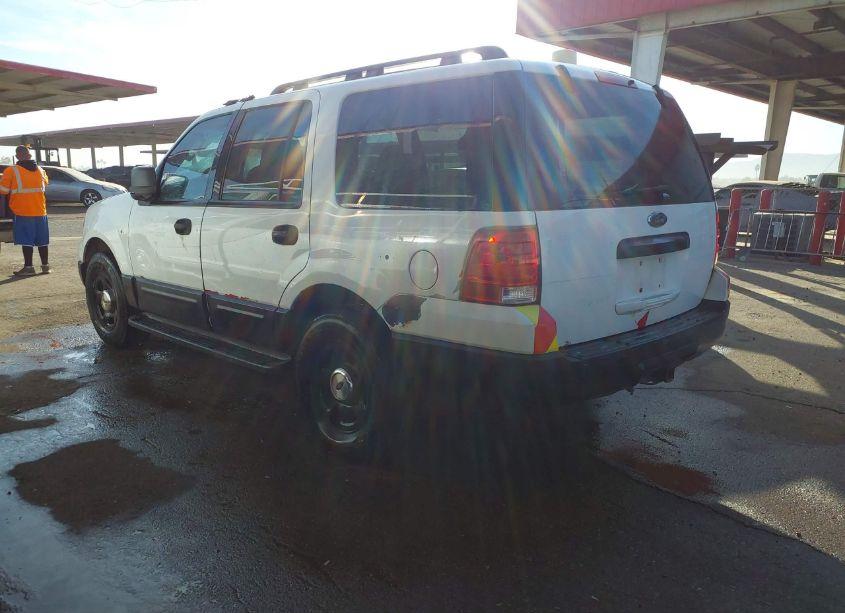 Thumbnail 4 of 2005 FORD EXPEDITION XLT