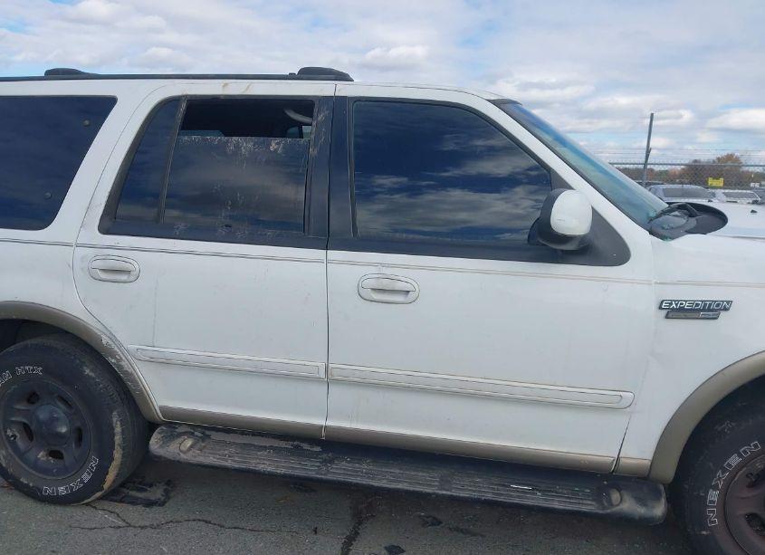 Thumbnail 5 of 2002 FORD EXPEDITION EDDIE BAUER