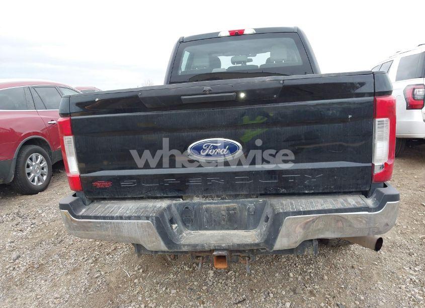 Thumbnail 7 of 2018 FORD F-350 XL