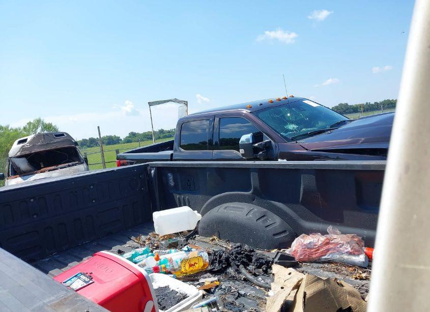 Thumbnail 9 of 2019 FORD F-350 LARIAT