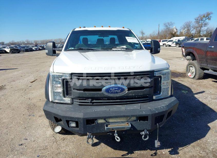 Thumbnail 4 of 2017 FORD F-350 XL