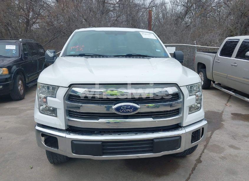 Thumbnail 4 of 2015 FORD F-150 XLT
