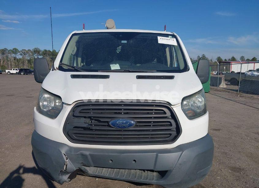 Thumbnail 4 of 2017 FORD TRANSIT-150