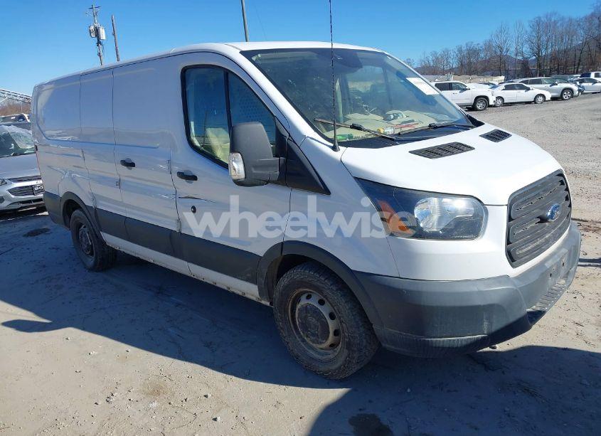 Photo of FORD TRANSIT-150