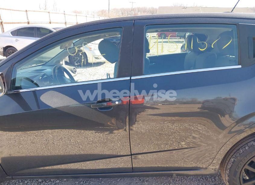Thumbnail 6 of 2015 CHEVROLET SONIC LT AUTO