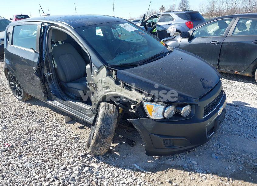 Thumbnail 13 of 2015 CHEVROLET SONIC LT AUTO