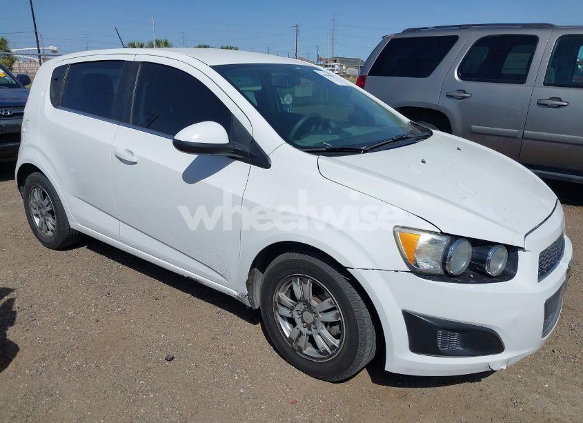 Main photo of 2016 CHEVROLET SONIC LT AUTO with VIN 1G1JC6SH0G4161204
