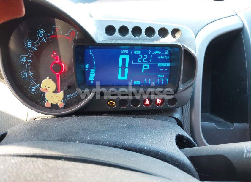 Thumbnail 10 of 2015 CHEVROLET SONIC LT AUTO