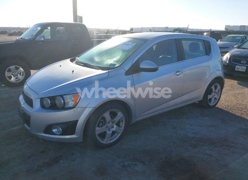 Thumbnail 4 of 2015 CHEVROLET SONIC LTZ AUTO