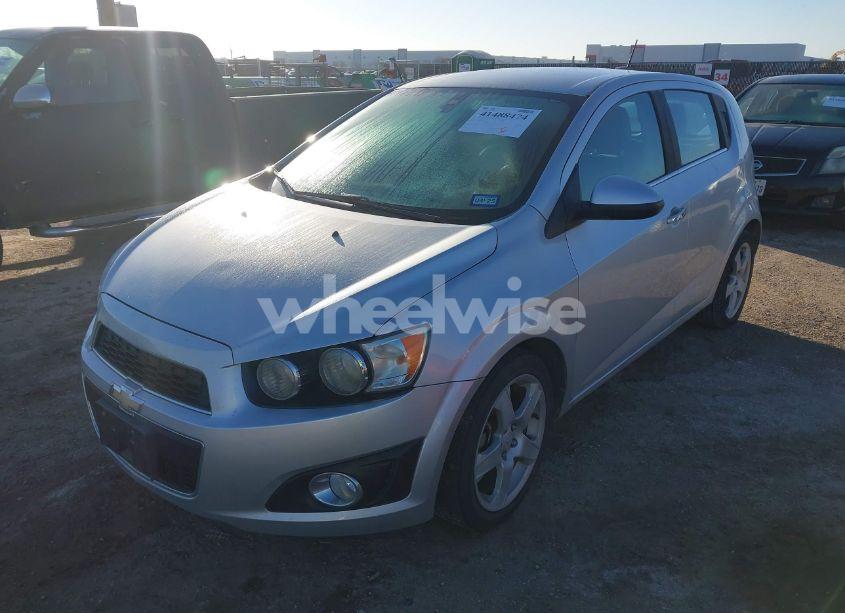 Thumbnail 8 of 2015 CHEVROLET SONIC LTZ AUTO