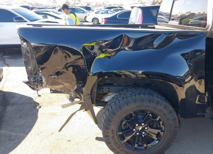 Thumbnail 16 of 2022 CHEVROLET COLORADO 4WD SHORT BOX Z71