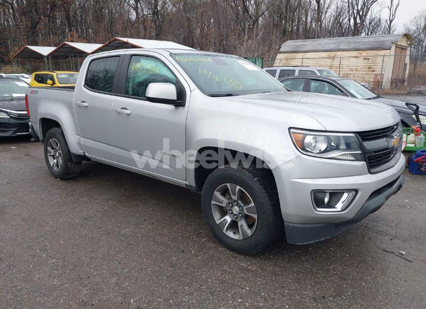 Main photo of 2020 CHEVROLET COLORADO 4WD SHORT BOX Z71 with VIN 1GCGTDEN6L1206925