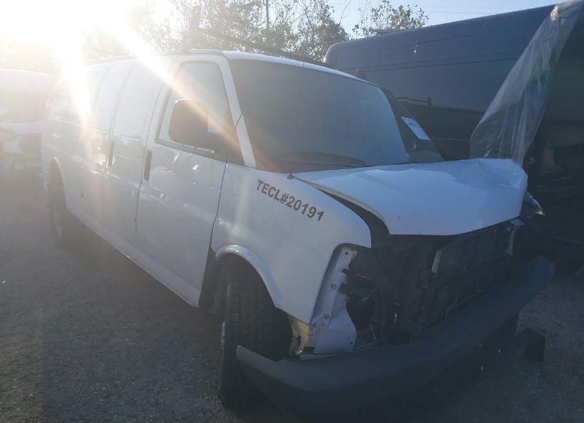 Photo of CHEVROLET EXPRESS CARGO RWD 3500 EXTENDED WHEELBASE WT