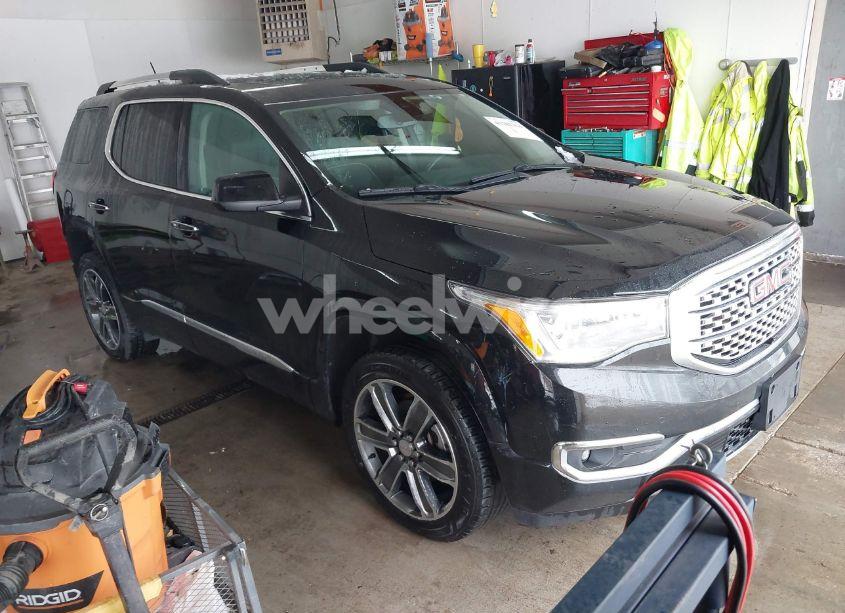 Photo of GMC ACADIA DENALI