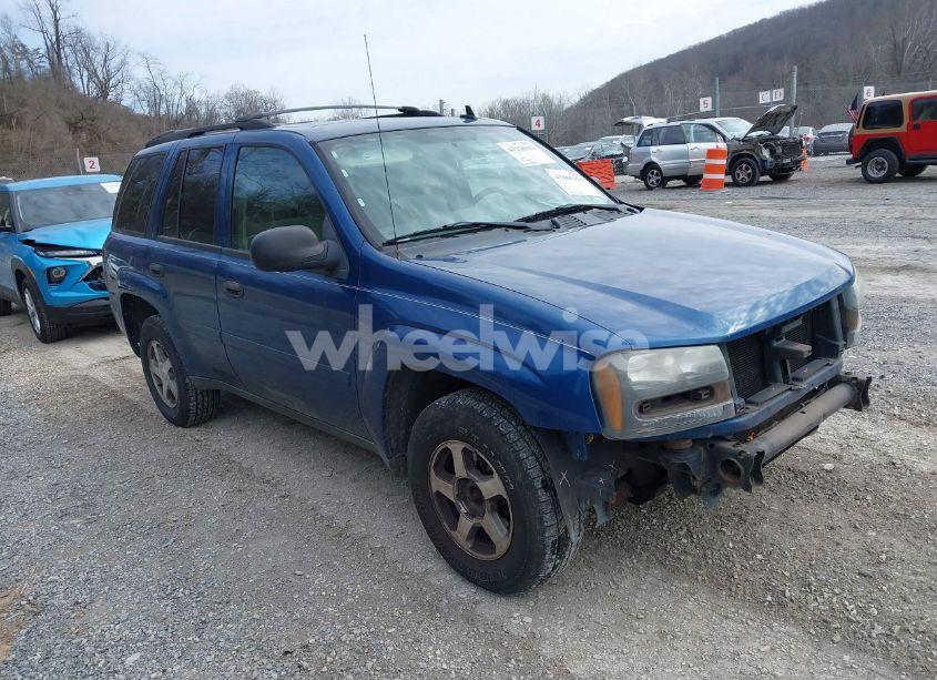 Photo of CHEVROLET TRAILBLAZER LS