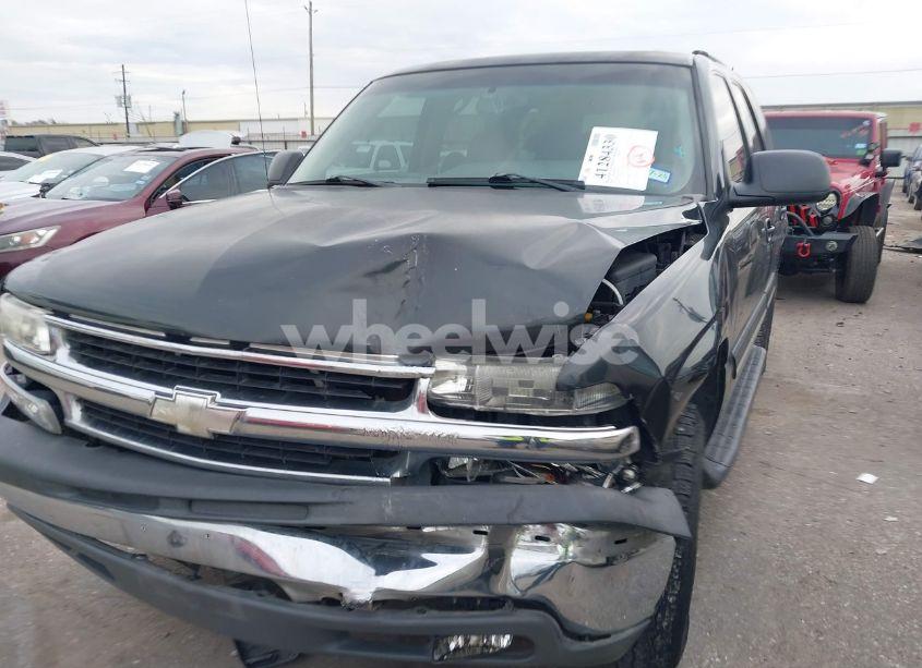 Thumbnail 8 of 2004 CHEVROLET TAHOE LS