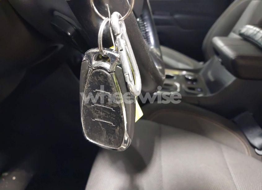 Thumbnail 3 of 2020 CHEVROLET TRAVERSE FWD LT CLOTH