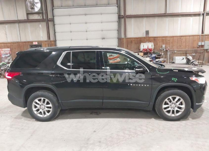 Thumbnail 5 of 2020 CHEVROLET TRAVERSE FWD LT CLOTH
