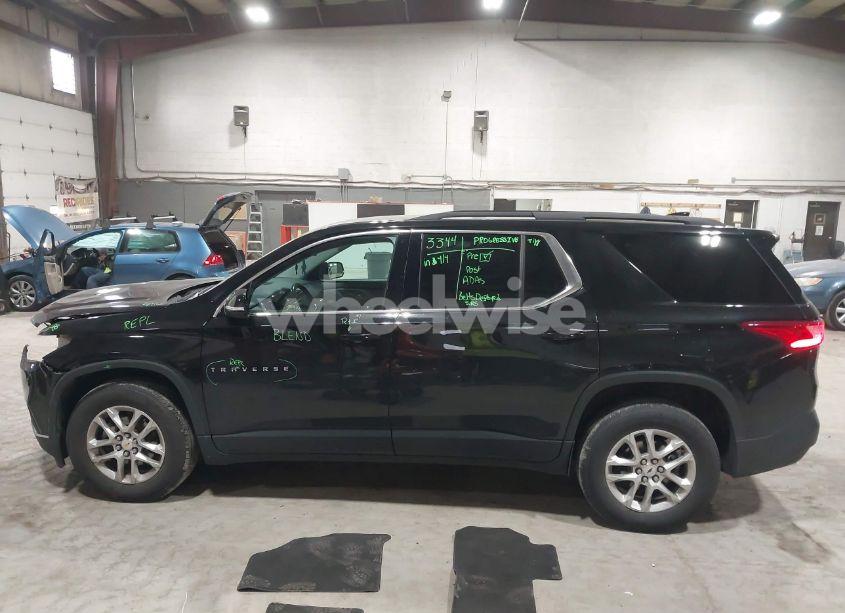 Thumbnail 6 of 2020 CHEVROLET TRAVERSE FWD LT CLOTH