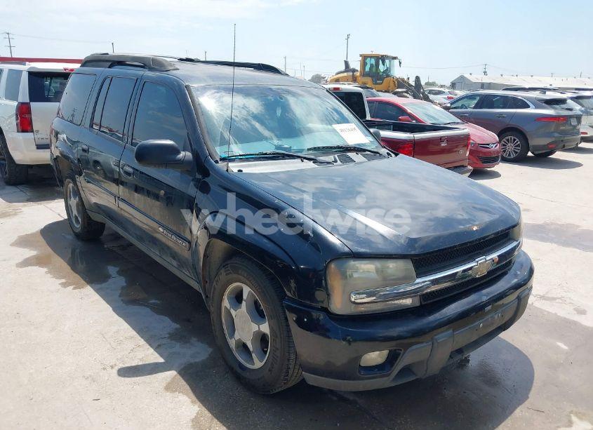 Main photo of 2003 CHEVROLET TRAILBLAZER EXT LT with VIN 1GNES16S436118687