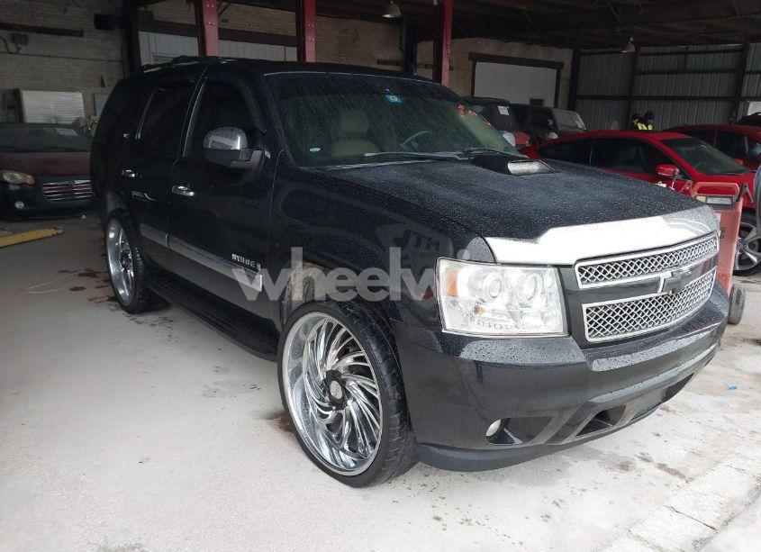 Photo of CHEVROLET TAHOE LTZ