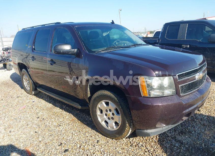 Photo of CHEVROLET SUBURBAN 1500 LS
