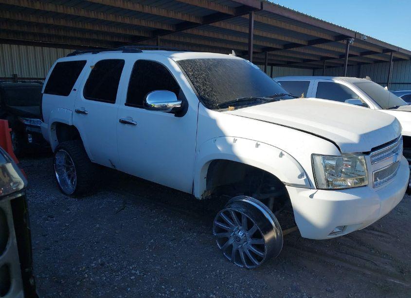 Main photo of 2007 CHEVROLET TAHOE LT with VIN 1GNFK13047R312860