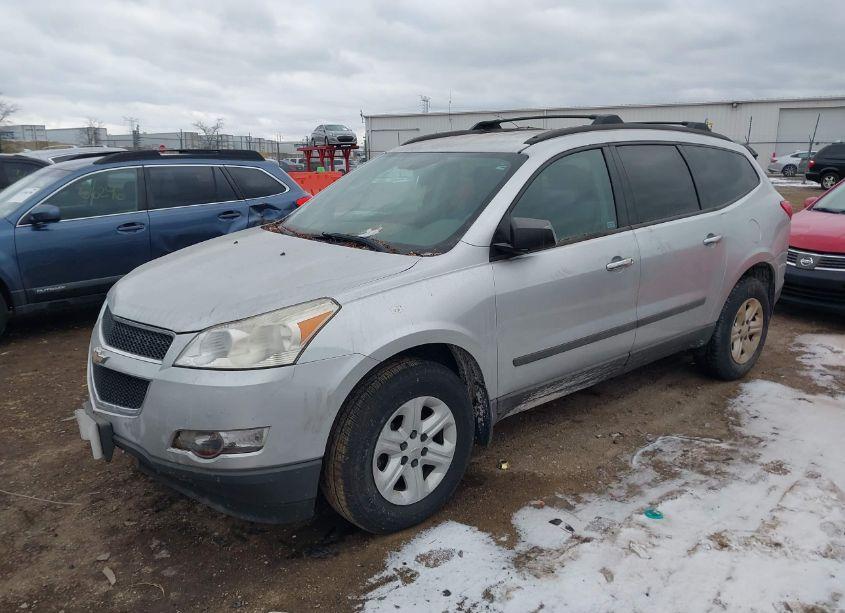 Thumbnail 4 of 2011 CHEVROLET TRAVERSE LS