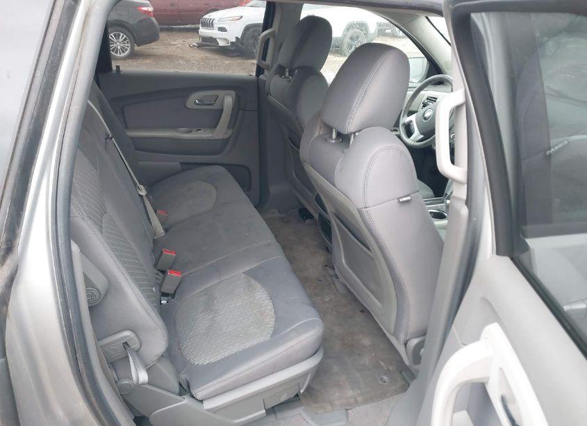 Thumbnail 10 of 2011 CHEVROLET TRAVERSE LS