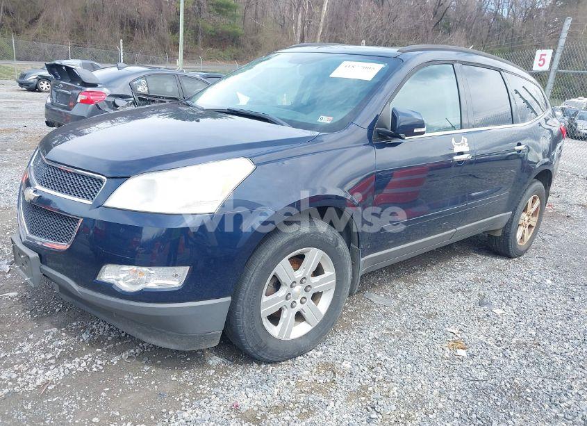 Thumbnail 4 of 2011 CHEVROLET TRAVERSE 2LT