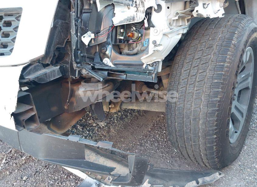 Thumbnail 13 of 2019 CHEVROLET TAHOE LS