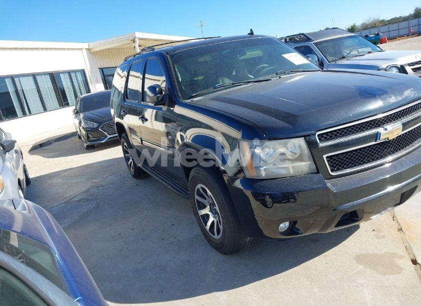 Photo of CHEVROLET TAHOE LT