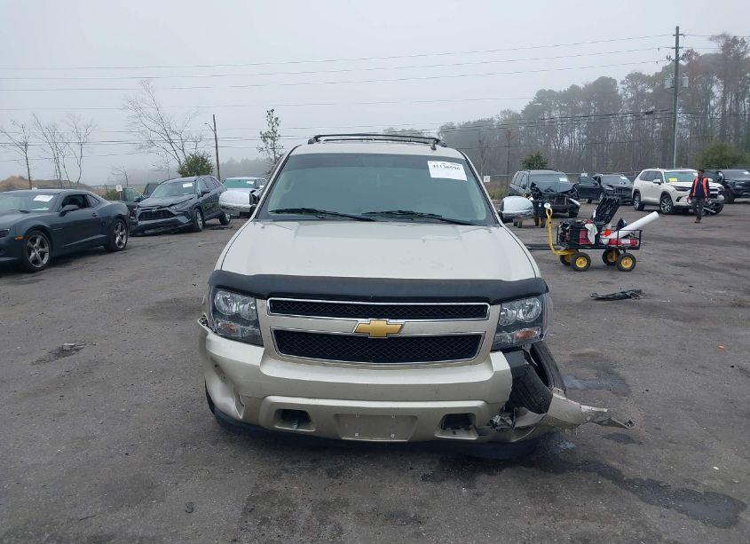 Thumbnail 4 of 2013 CHEVROLET TAHOE LT