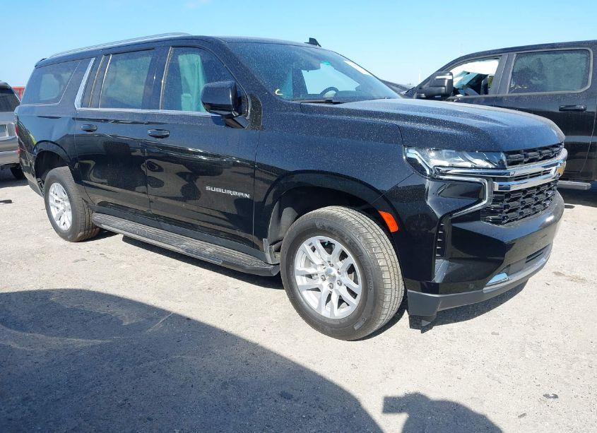 Photo of CHEVROLET SUBURBAN 2WD LS