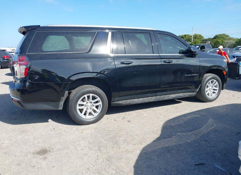 Thumbnail 11 of 2022 CHEVROLET SUBURBAN 2WD LS