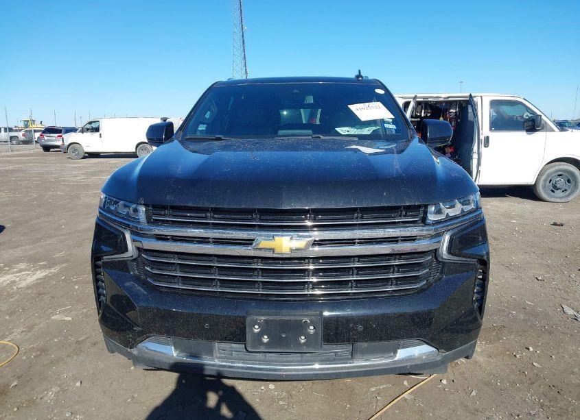 Thumbnail 4 of 2023 CHEVROLET SUBURBAN 2WD LT