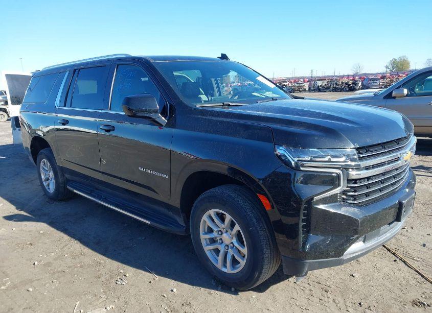 Thumbnail 5 of 2023 CHEVROLET SUBURBAN 2WD LT